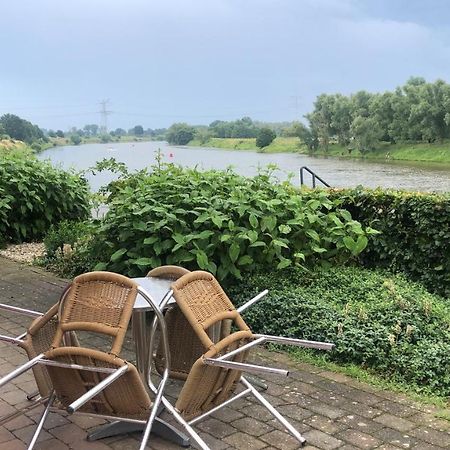 Thuiskomen, Genieten Aan Het Water 马泽克 外观 照片